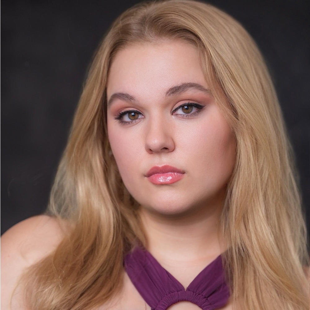 Meet your Posher, Cat